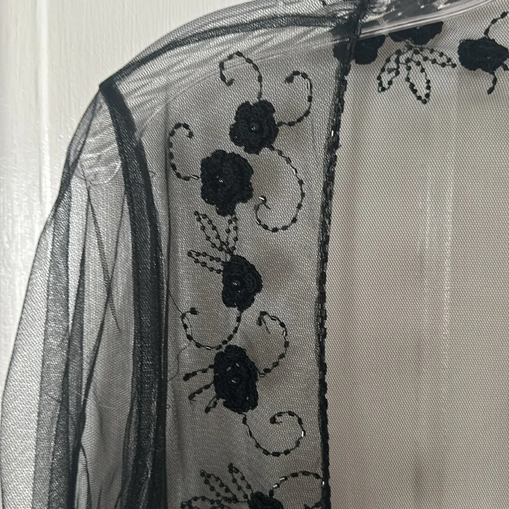 Vintage Y2K Sheer Black Beaded Rosette Bed Jacket Medium NWT - Picture 2 of 8